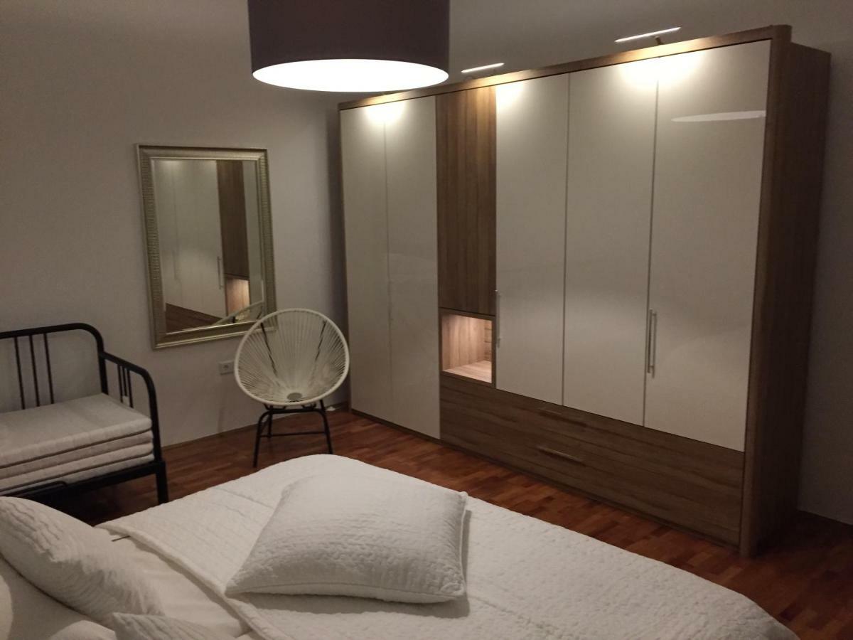 Central House Nona Crikvenica Dış mekan fotoğraf