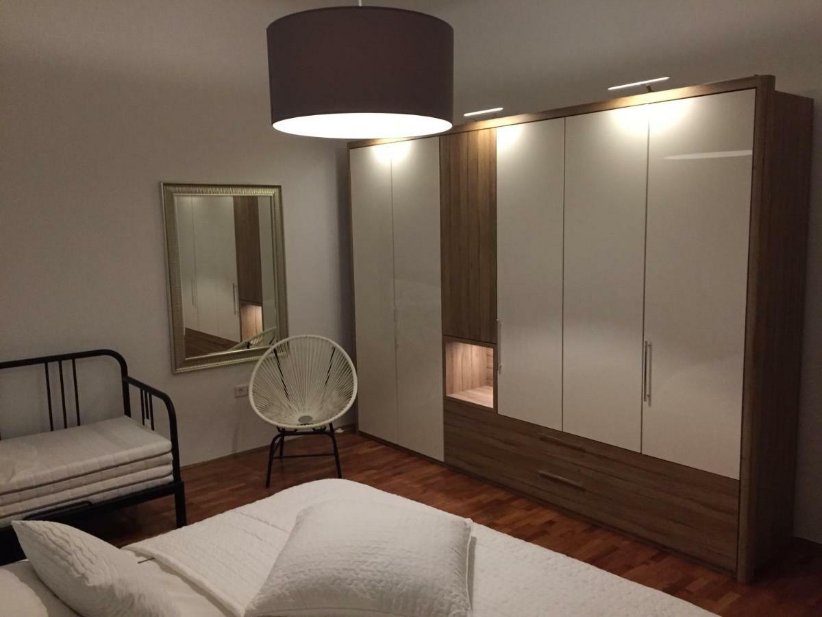 Central House Nona Crikvenica Dış mekan fotoğraf